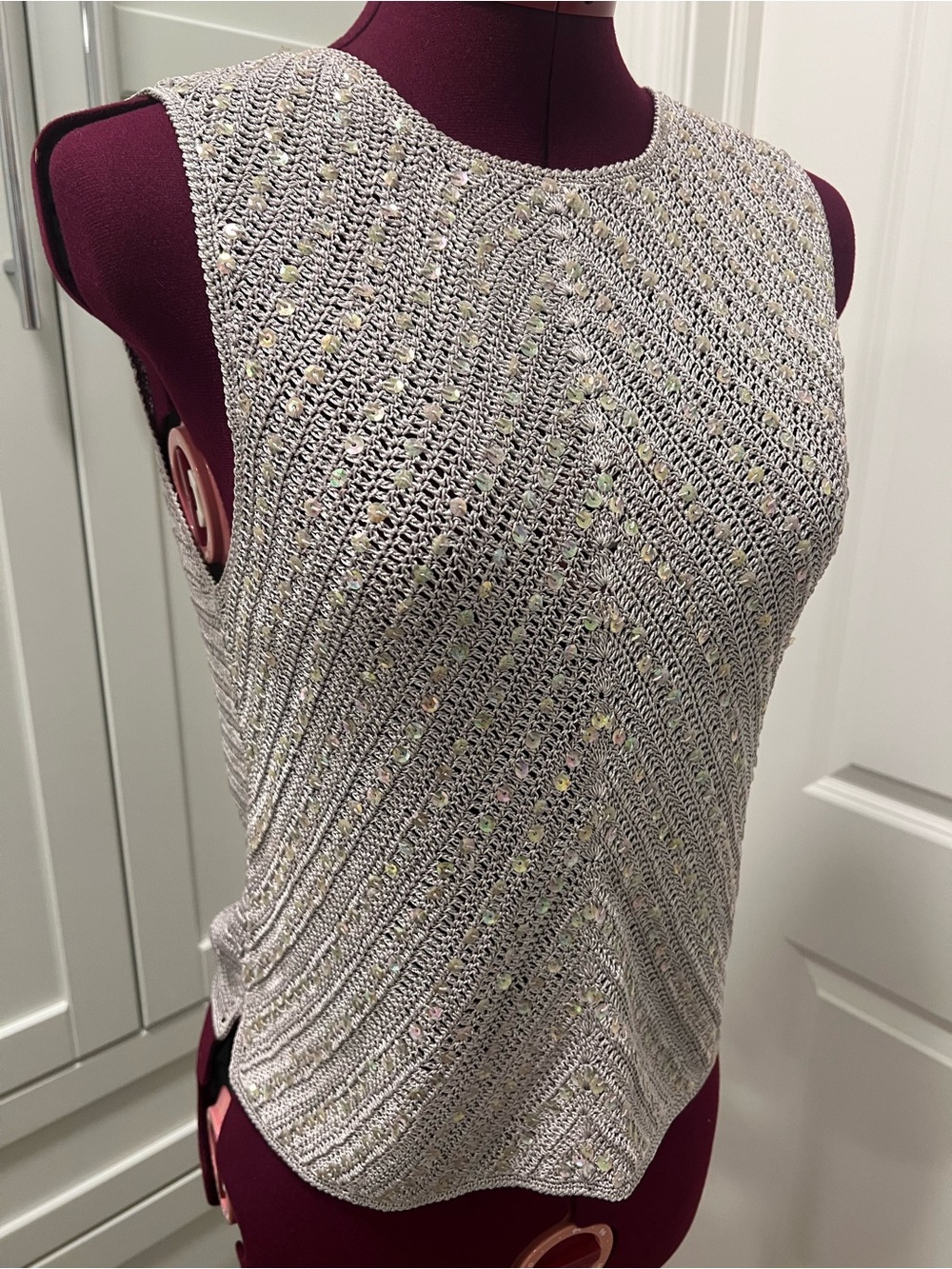 Vintage BLUEBERRY HILL 100% Rayon Sequined Beaded Knit Sleeveless Tank Top Sz L - Picture 3 of 9